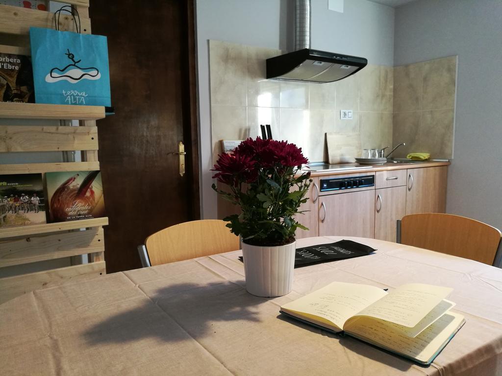 Apartaments Els Temporers Corbera Ngoại thất bức ảnh
